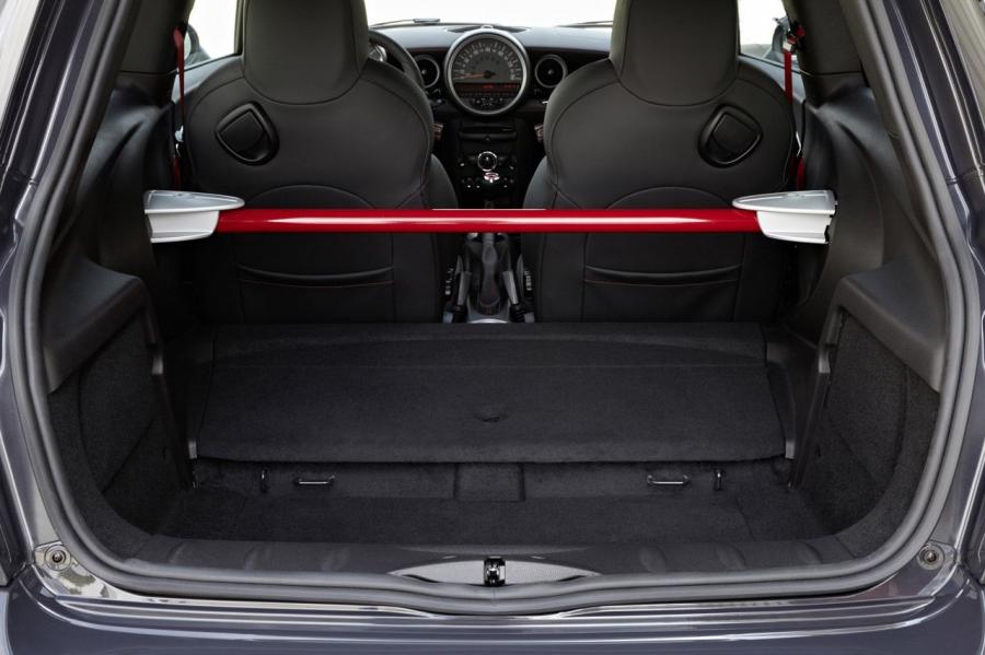  Mini Cooper GP JCW 2013 года  (фото 18 из 82)
